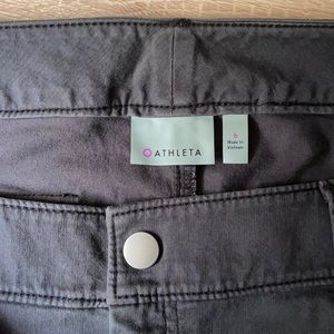 Athleta gray 7/8 cropped leg cargo pants size 4
